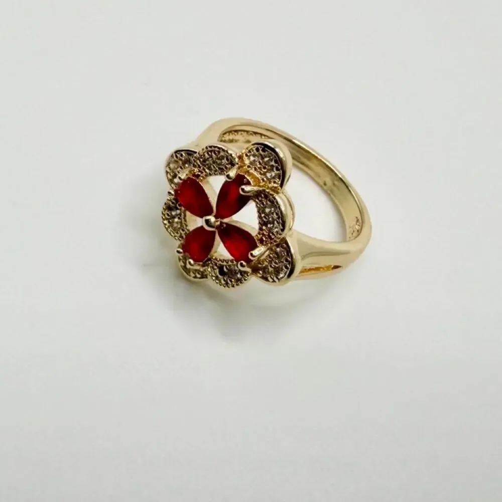 Krystallography garnet red